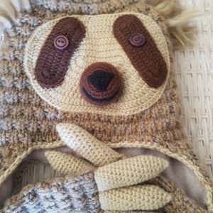 Sloth winter hat. Never worn.